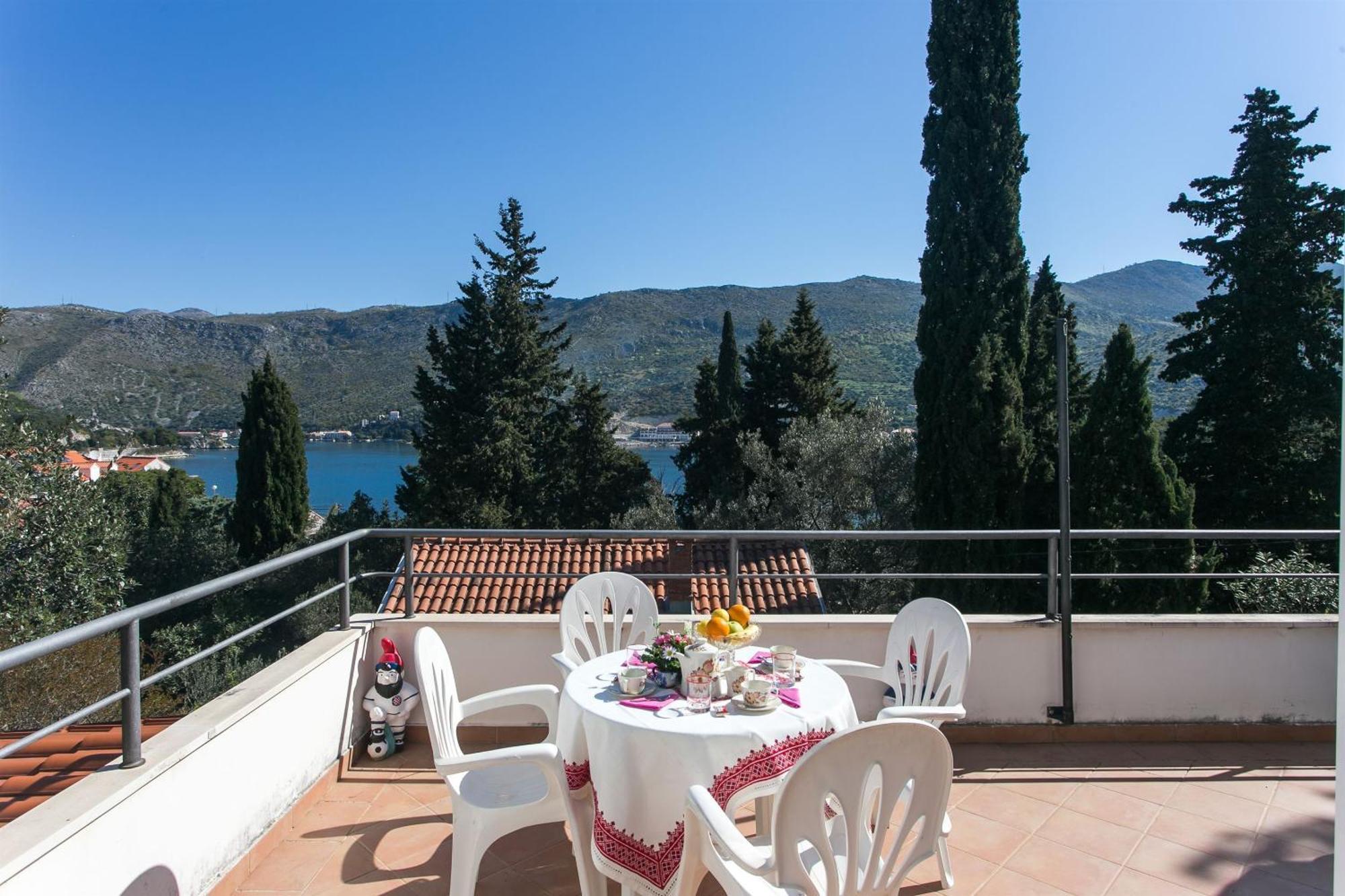 Apartments Marija - 50M From Beach Zaton  Exterior photo
